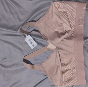 NWT Lululemon awake to lace bra